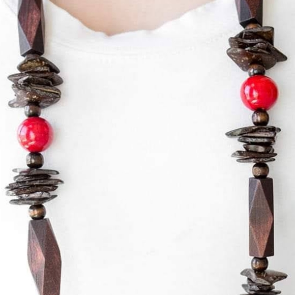 Necklace Set - Picture 3 of 3